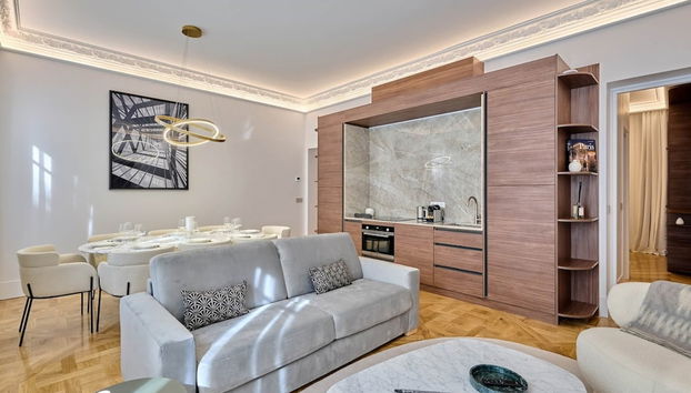 Luxurious Matignon/saint Honore Apartment - Foto 2, Imagen principal
