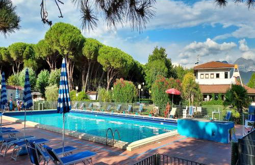 Mobile Home in Sarazena in einem Ferienpark - Foto 12