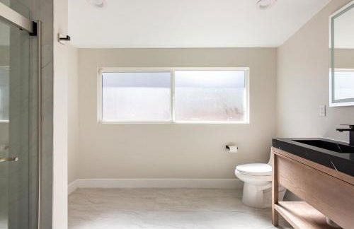 Spacious 5 BR Brand New House LAX - Foto 38