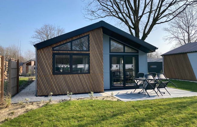 Modern Chalet With Combi Microwave Near Efteling - Photo 20