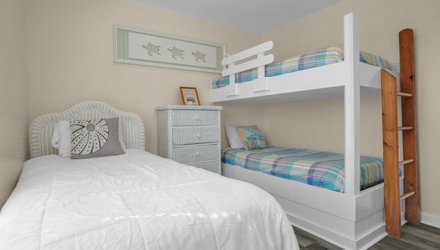 Steps to the Beach + Private Pool - Sea Turtle Pass - Photo 5, Chambre