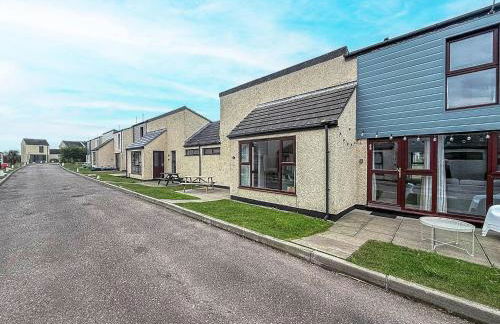 Homely 3 Bed Bungalow, Sleeps 6 In A Stunning Location In Cornwall Ref 85067P - Foto 1