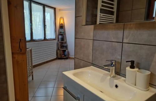 Le Nid du Chat Noir - Gîte La Maison Alvéole - Foto 9