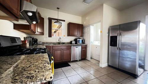 Spacious Room in shared home 9 Min to Convention Center - Foto 4