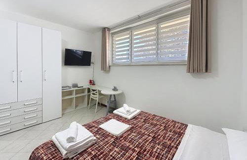 I 3 Moschettieri vicino a Terme e Unitus, Parcheggio libero - Photo 16
