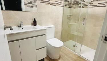 Apto 1 Leones con Wifi y Netflix - Foto 4