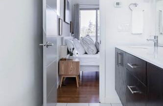 Urban Architectural Retreat with Rooftop Deck & Fi - Foto 35