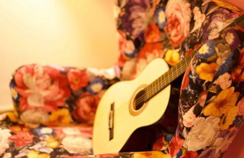 Stilvolles und Kunstvolles Retreat Apartment mit 400qm Garten & Massage und Ayurveda - Foto 13