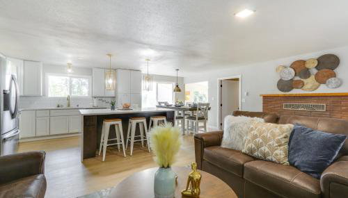 Chehalis Getaway w/ Golf Course View + Fire Pit! - Foto 3