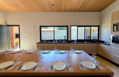 2 suítes e 2 quartos bairro tranquilo prox centro - Foto 57