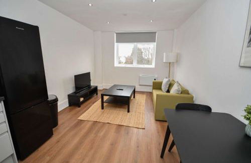 Modern 1 Bedroom Apartment in Morley with Parking - Foto 17