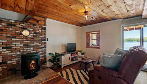 Idyllic Lakeside Getaway home - Foto 3