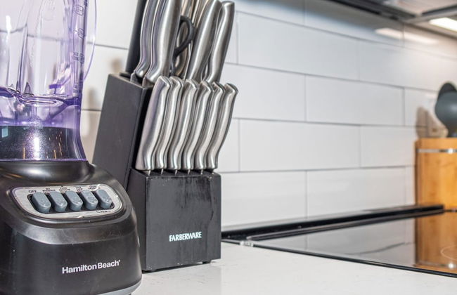 Trendy Historical Home Near Downtown Attractions - Foto 18