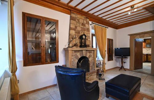 Πέτρινο Αρχοντικό, Χίος - Foto 8