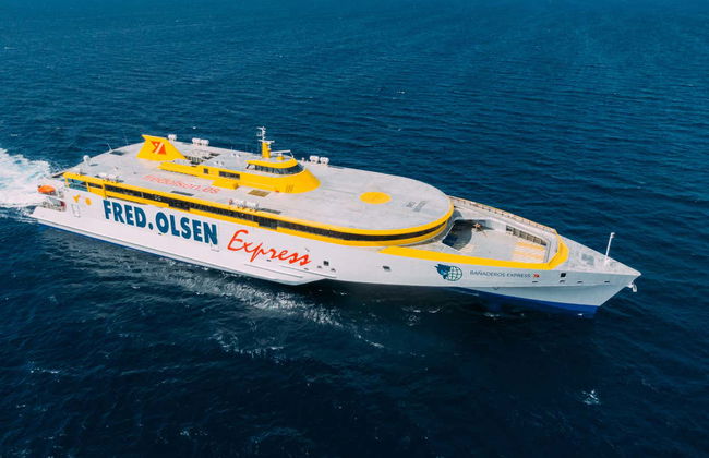 Ferry vers Tenerife - Photo 4