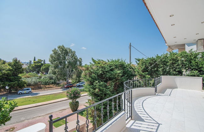 Inviting Villa in Anavissos With Communal Pool - Foto 39