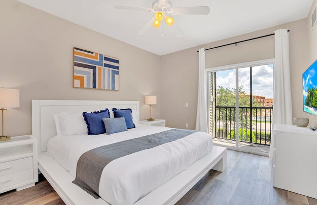 2BR Condo - Hot Tub Pool Near Disney - Photo 3