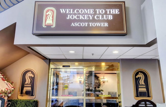 Stay together on the strip - 6 comfy beds w/view! - Foto 46