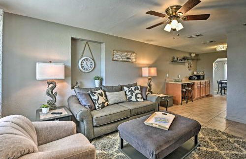 Cozy Ormond Beach Bungalow with Yard Walk to Shore! - Foto 7