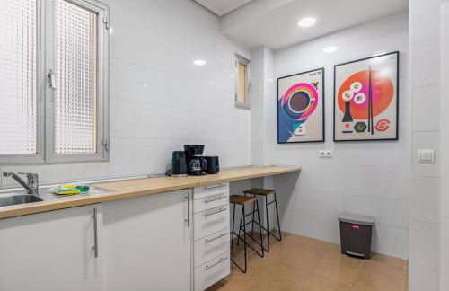 4 bedrooms 2 bathrooms furnished - Salamanca - refurbished - MintyStay - Photo 8