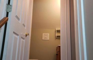 4 Seasons 4 bedroom lake level home - Foto 24