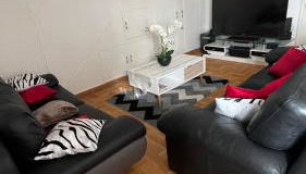 Belle Maison avec jardin RDC T3 de 70m2 Vacances ou cure thermale Rochefort - Foto 5