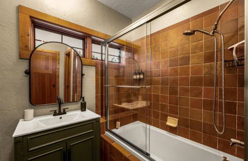 Royal Elk Lodge Hot Tub Sauna Theatre Speakeasy - Foto 65