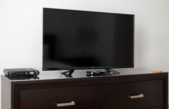 S1bf Rare Find - Bright and Modern 1-br w Free Parking - Foto 6