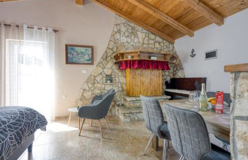 Romantic Studio Apartment with Private Pool - Foto 12