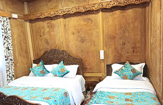 Golden Crest Houseboats - Foto 17