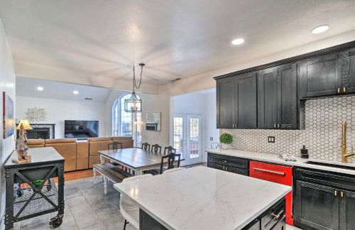 Alluring Home with Fire Pit Less Than half Mi to OIT! - Foto 9