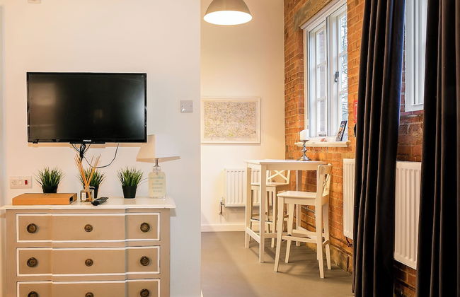 Rotheram - Suite at Bicester Heritage - Foto 5