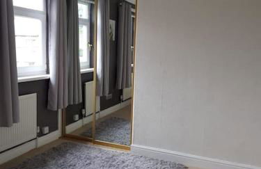 Mellte Avenue - Waterfalls House - Photo 9