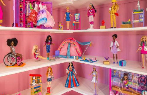 Flagstaff Barbie Dream House - Photo 17