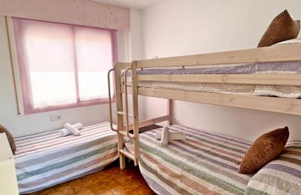 LAS OLAS GANDIA - Alquiler solo a familias - Foto 12