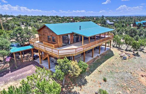 Overgaard Cabin w/ Pool Table & Incredible View - Foto 3