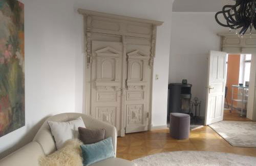 Fürstlich Wohnen im Herrenhaus - Foto 3