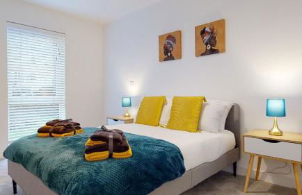 Luxury 2 Bed Apartment with Parking near London - Foto 29