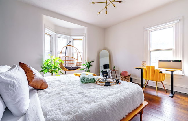 Jungle House Luxury Stays - Downtown Chillicothe - Photo 40