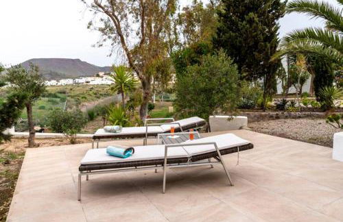 TurAlmeria - Casa Tranquila con Jardín y Aparcamiento privado - Foto 28