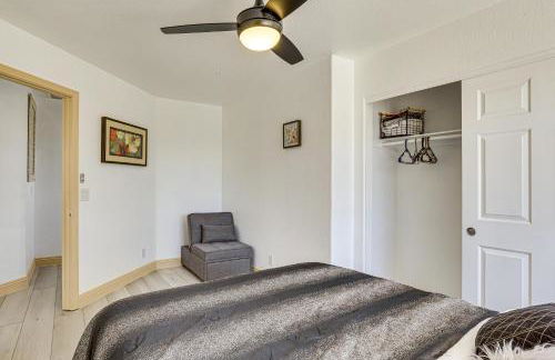 Near Shopping and Golf Family Retreat in Las Vegas! - Photo 18