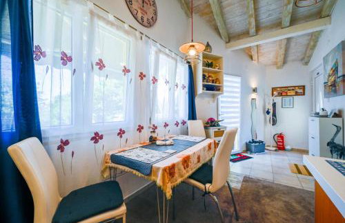 Helena Garden House - Photo 9