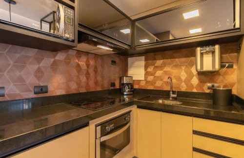 Luxuoso Apto Em Frente Ao Shopping Curitiba - Piscina, Academia e Sauna - Foto 23