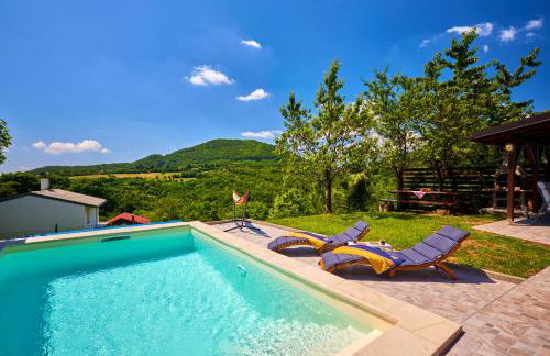 Kuća za odmor s bazenom TeriHy - Foto 3