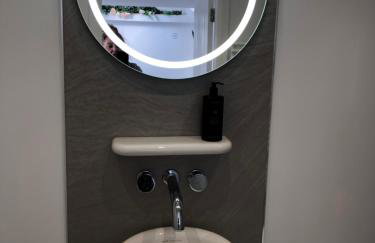 Lincoln Holiday Retreat Little House with private hot tub - Foto 25