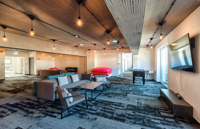 Tri sestry - Foto 32