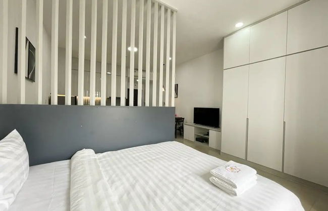 Sunrise City View Apartment - Photo 6