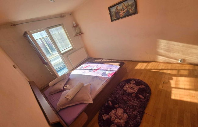 Iosif House RGN 2 Reșița Iosif - Foto 1