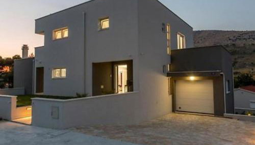 Modern & Stylish Villa with Private Pool - Foto 2