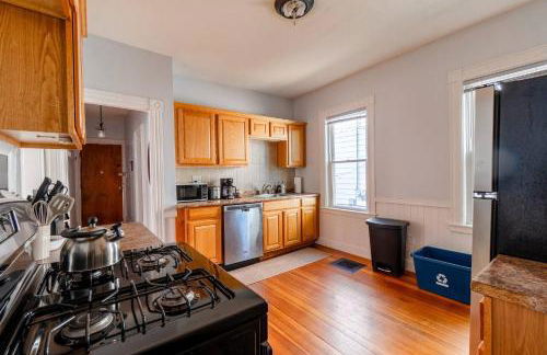 Davis SQ 4BD/Free Parking/7 Min to Harvard & MIT - Foto 18